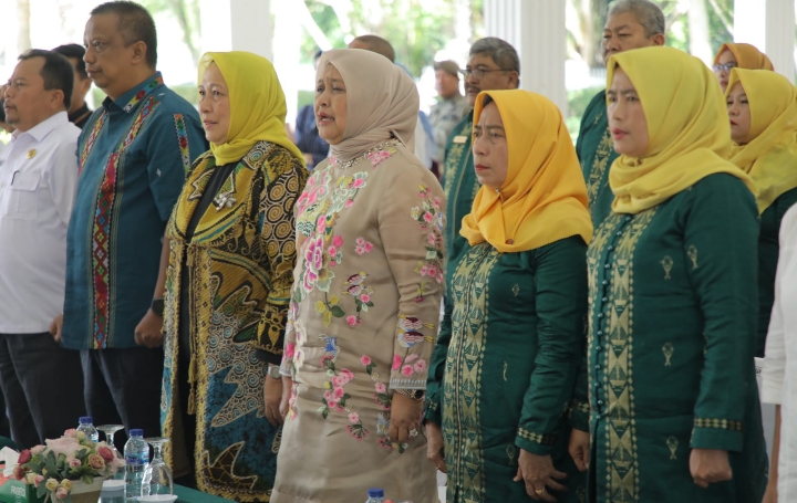 Ketua Dekranasda Sumut Buka Pelatihan Pembuatan Souvenir di Asahan