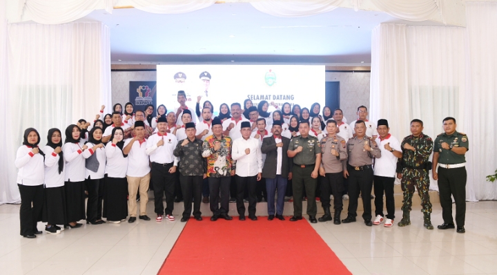 Kukuhkan Pengurus BPC IKAPADA Tabagsel, Edy Rahmayadi Berpesan untuk Terjun Bantu Tingkatkan Perekonomian Masyarakat