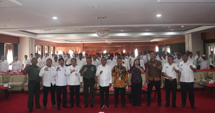 Bupati Paluta Buka Pembekalan Kades, Andar Amin Harahap : Jadikan Jabatan Sebagai Amanah dan Harus Dipertanggungjawabkan