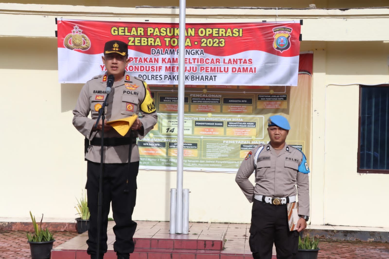 Kapolres Pakpak Bharat AKBP Bambang C Utomo Pimpin Apel Gelar Pasukan Ops Zebra Toba 2023