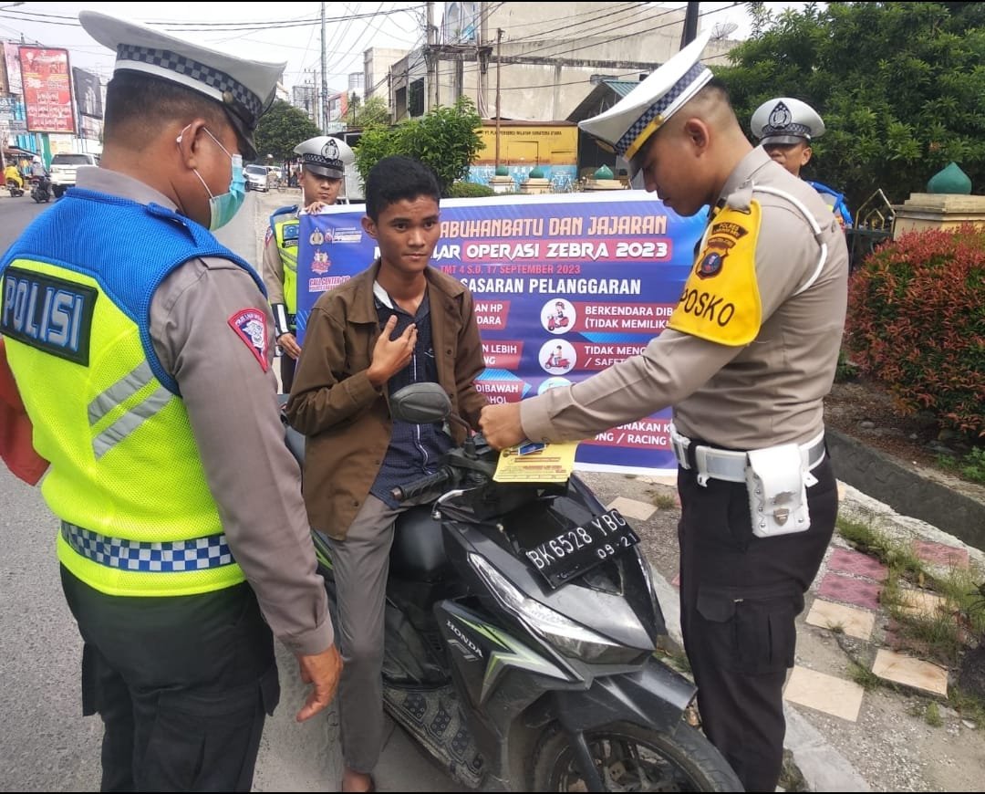 Ops Zebra Toba 2023, Polres Labuhanbatu Lakukan Tilang Manual