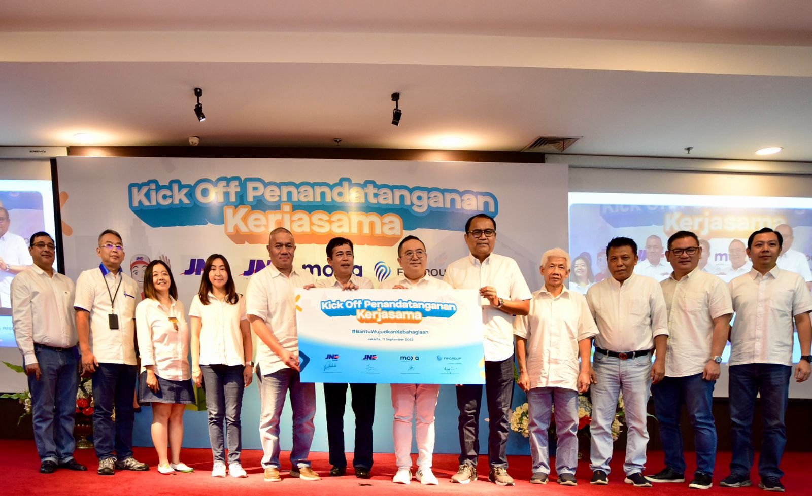 Kolaborasi Moxa, FIFGROUP dengan JNE Express dan JNEI, Hadirkan Layanan Pembiayaan Inklusif Bagi Masyarakat
