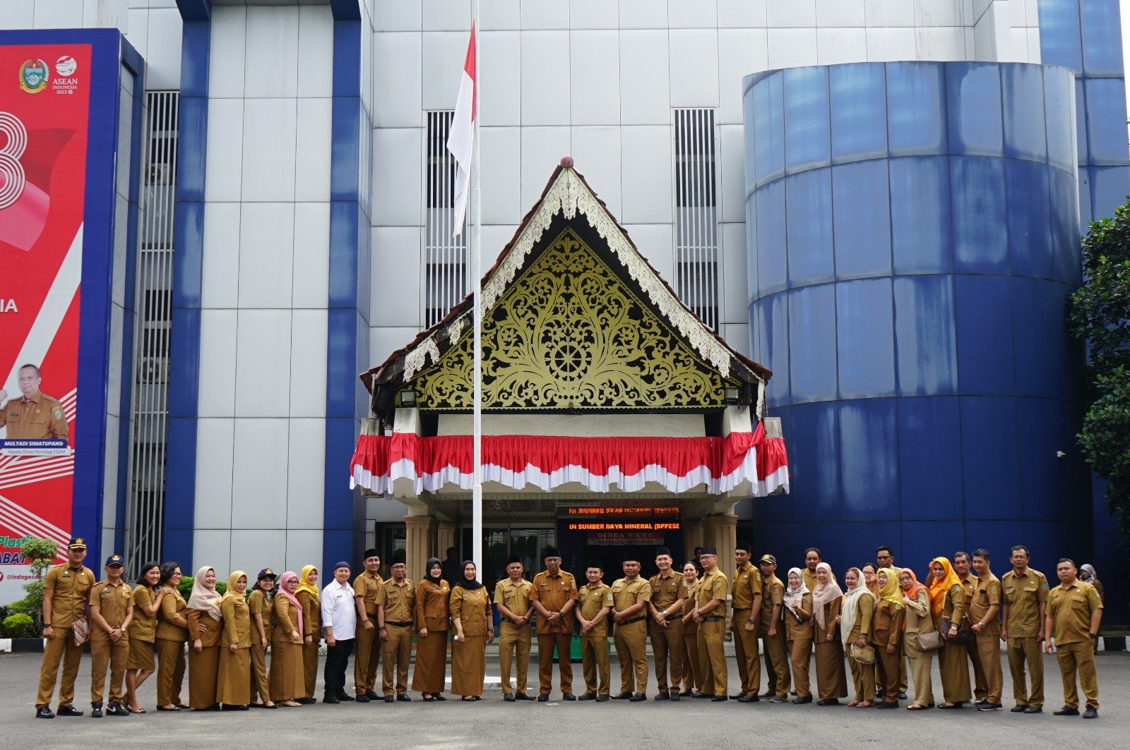 Kadis Perindag ESDM Mulyadi Simatupang Lantik 9 Pejabat Fungsional Perdagangan