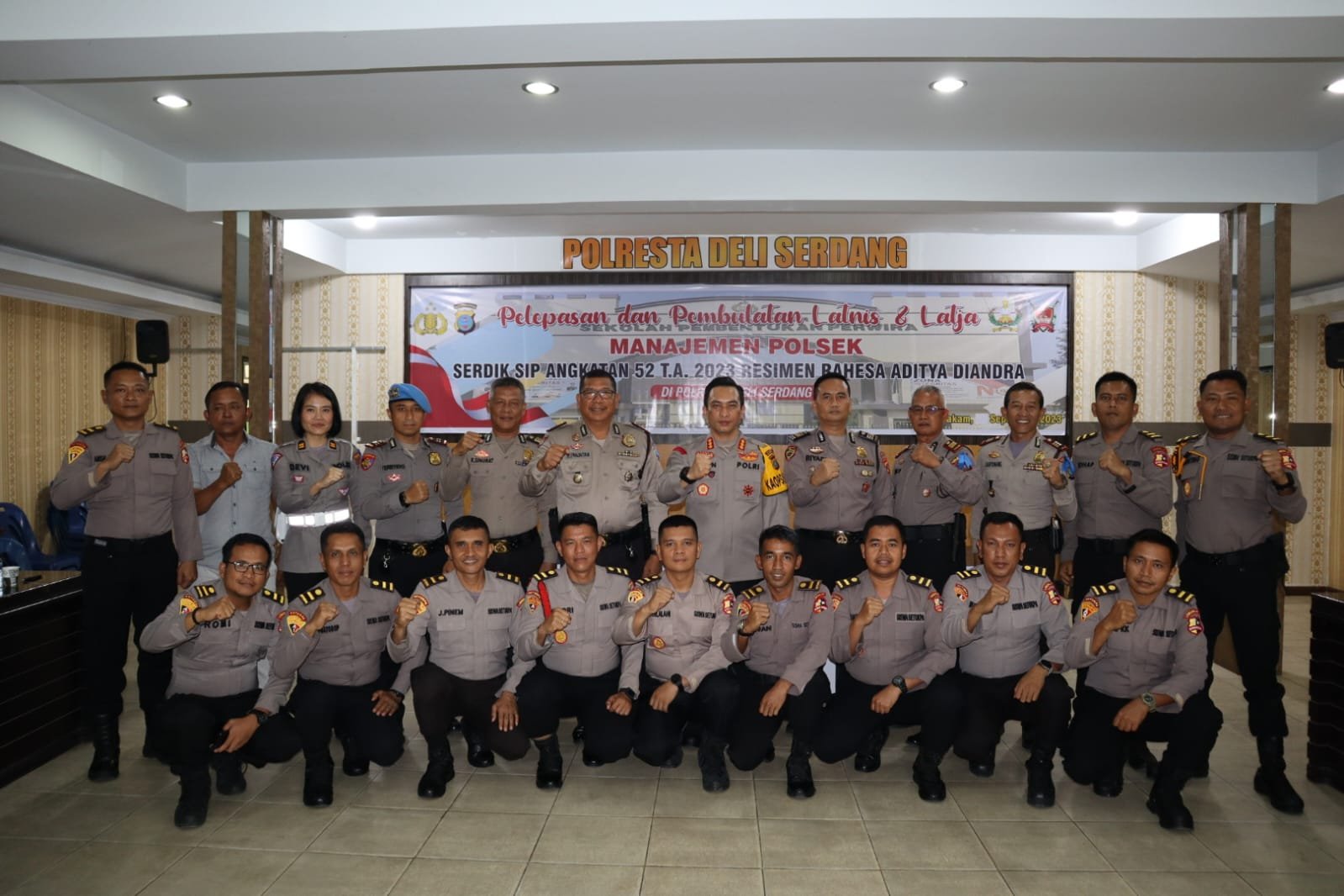 Kapolresta DS Pimpin Kegiatan Pelepasan dan Pembulatan Latnis dan Latja Manajemen Polsek oleh Serdik SIP Angkatan 52