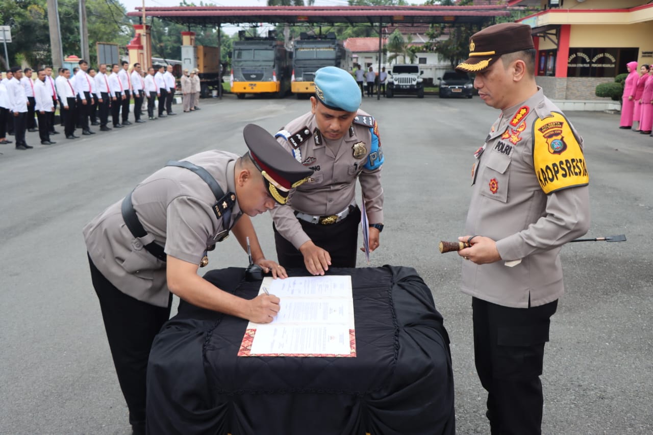 Kapolresta Deli Serdang Pimpin Sertijab Kabag Ops Polresta Deli Serdang