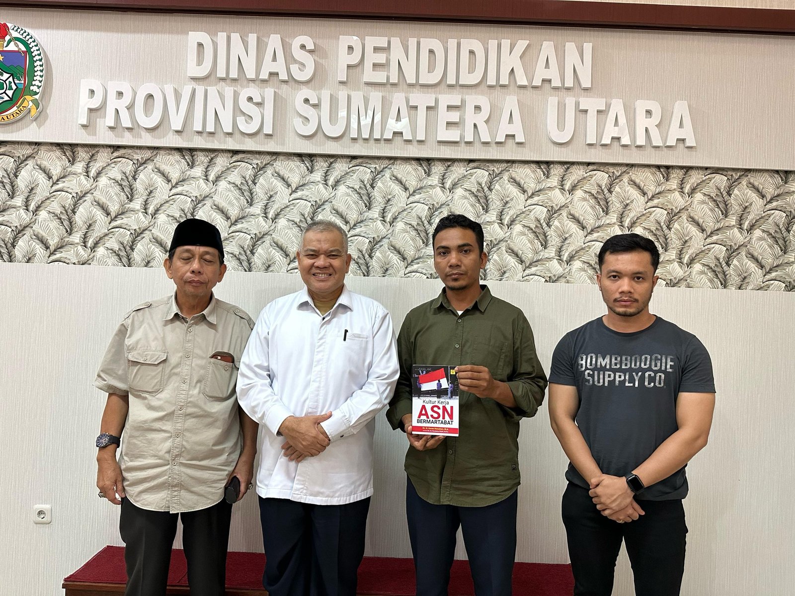 DPC Ikanas Kota Binjai Audiensi Dengan Kadisdik Sumut, Asren Nasution : Apresiasi Seminar Pendidikan