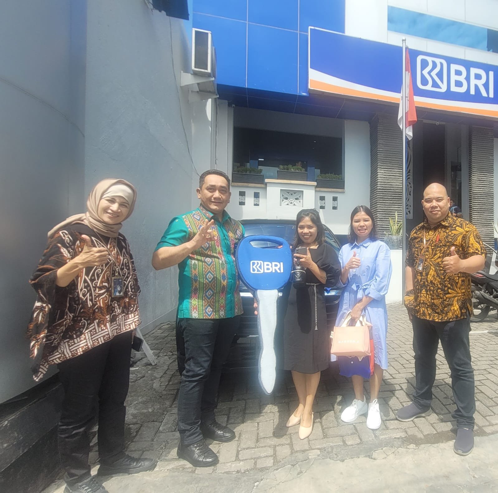 BRI Medan Thamrin Berikan Hadiah Utama Simpedes Semester II Tahun 2022