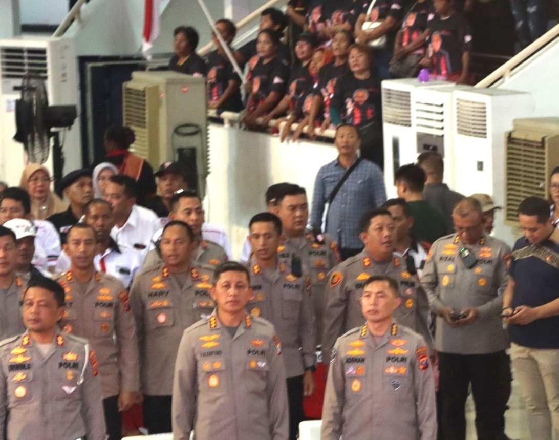 Wakapolri Sapa Warga Sumut, Kapolrestabes Medan Ikut Kawal dan Hadiri Bakti Sosial Kebangsaan di Gedung Unimed