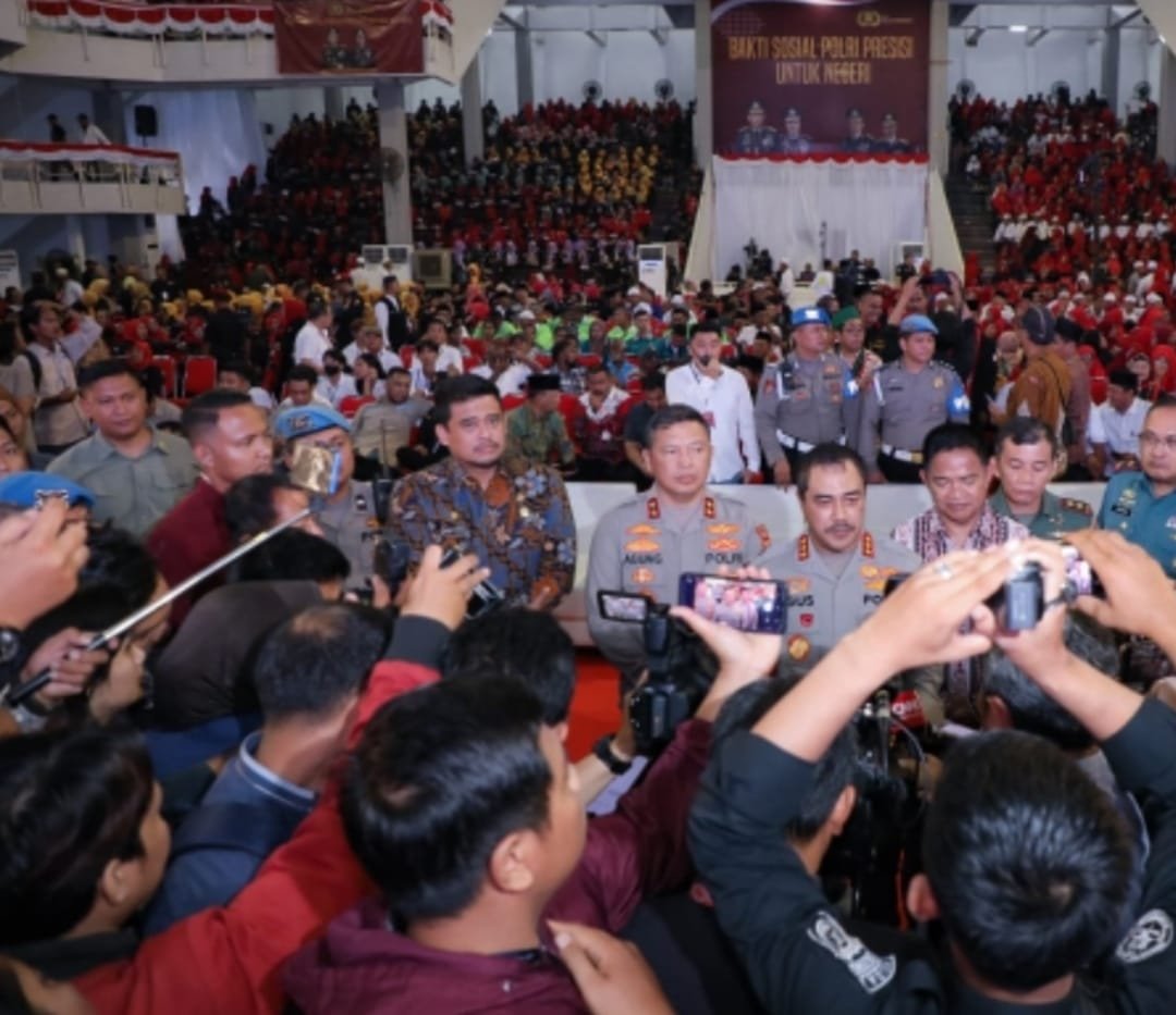 Wakapolri dan Kapolda Sumut Gelar Bakti Sosial Bagikan 5.000 Paket Sembako