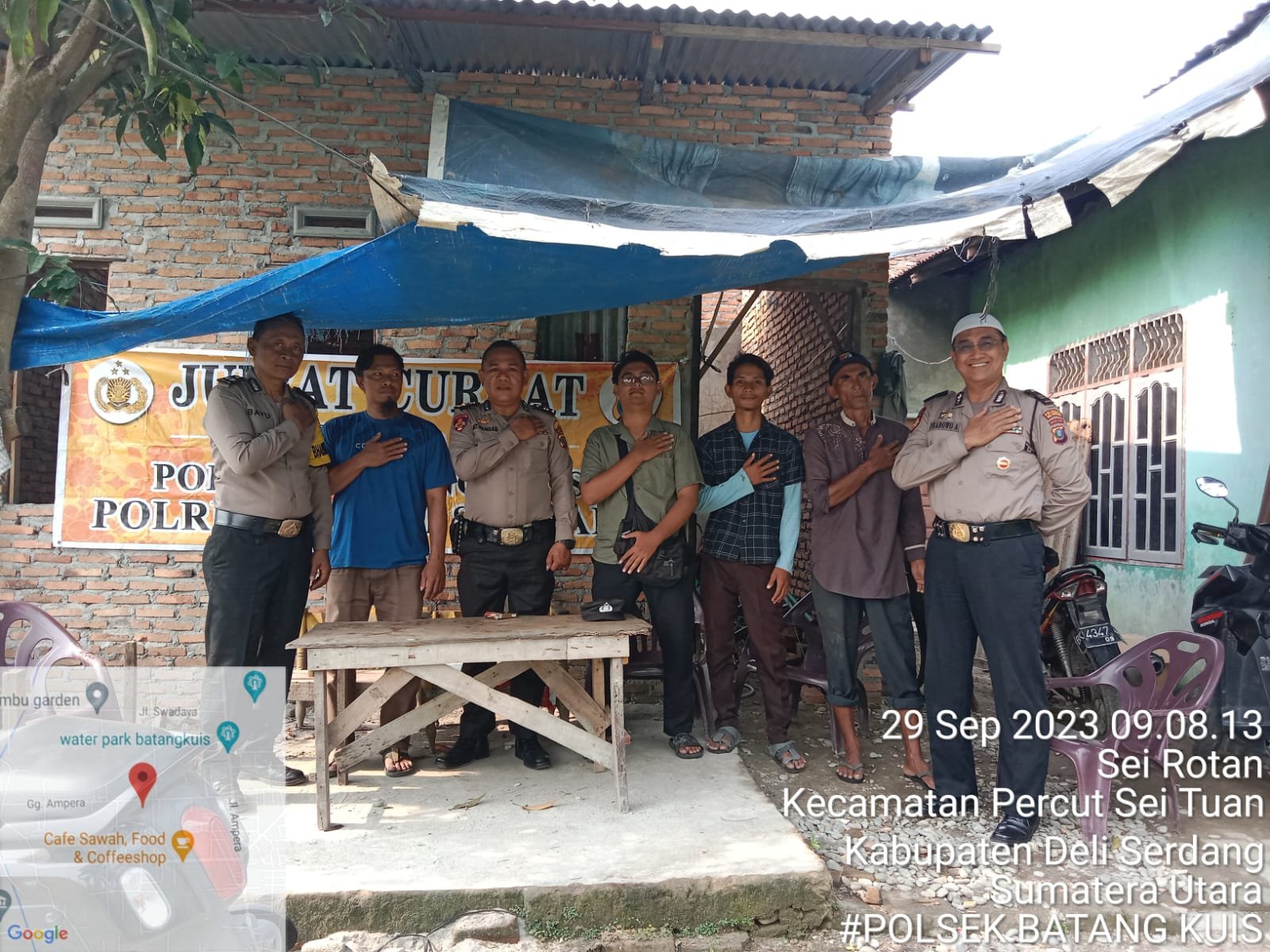 Duduk Bersama Dengar Keluh Kesah Masyarakat, Polsek Batang Kuis Laksanakan Jumat Curhat