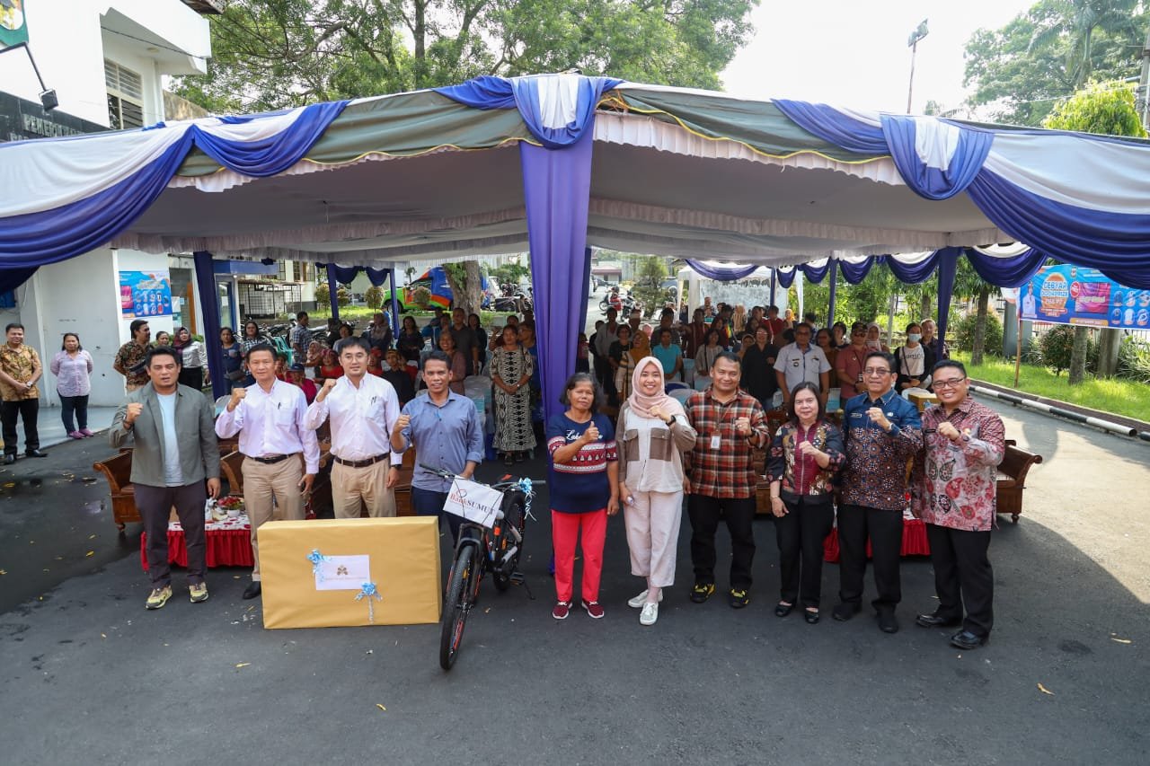Wali Kota Pematang Siantar dr Susanti Dewayani SpA menghadiri Gebyar Door Prize Lunas  PBB-P2