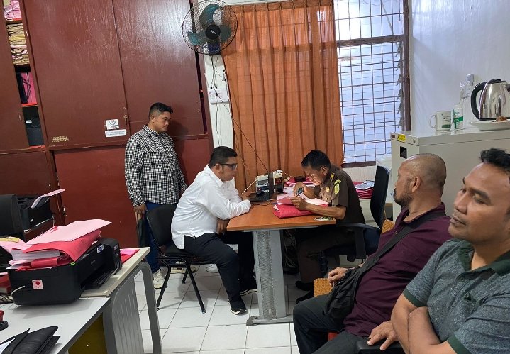 Kejari Padangsidimpuan Terima Limpahan Berkas dan BB Penganiayaan Involving DPRD-SU, Tersangka Tak Ditahan