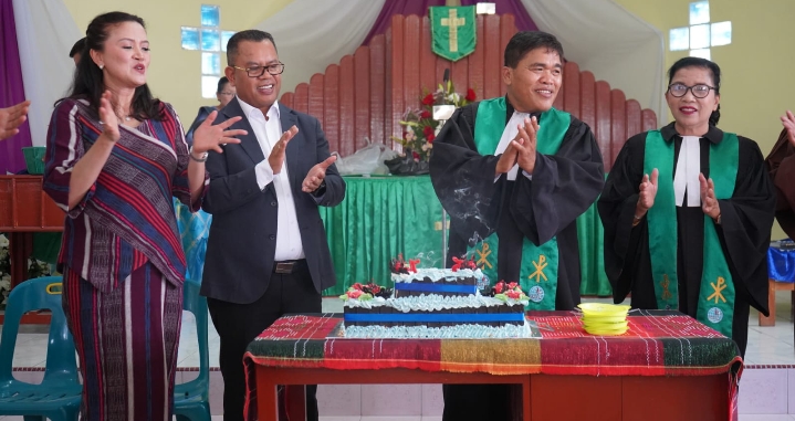 Pesta HUT dan Pesta Panen GKPI Porsea Kota, Jemaat Sampaikan Masalah Pupuk