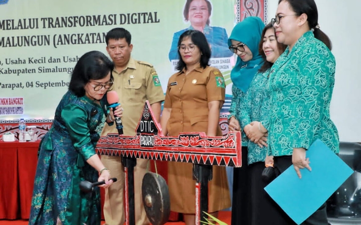 Pemkab Simalungun Gelar Sosialisasi Penguatan Fondasi Bisnis Melalui Transformasi Digital Bagi UP2K TP PKK