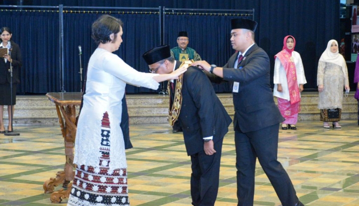 Mendikbudristek Lantik Prof Dr Baharuddin, ST MPd Sebagai Rektor Unimed Periode 2023-2027