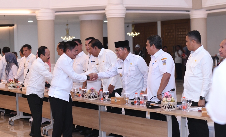 Wakil Walikota Padangsidimpuan Bertemu Pj. Gubernur di Hari Pertama Kerja