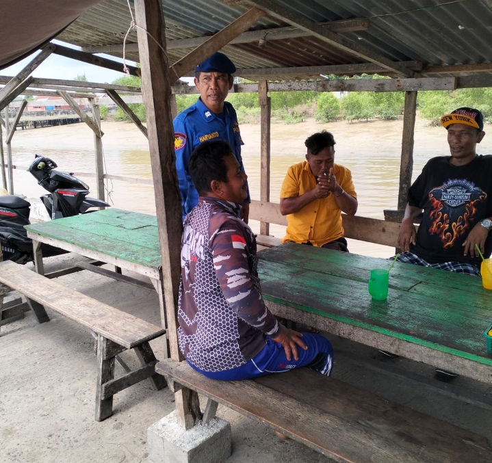 Personel Satpolairud Cooling System Dan Edukasi Berita Hoax