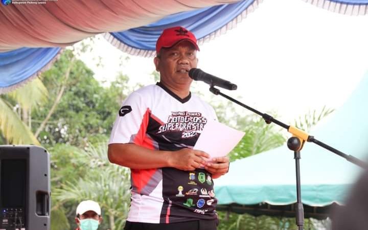 Plt Bupati Palas Resmi Buka KejuaraanM otorcross Super Grasstrack 2023