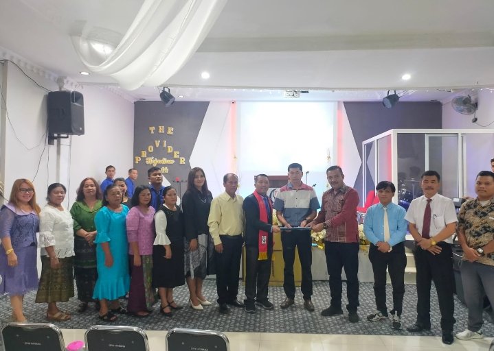 Pdt Joseph F Surbakti Melantik Panitia Kegiatan GPdI Hosana Medan