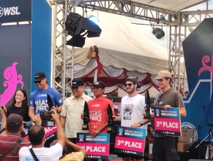 Kelistrikan Aman, PLN Sukseskan Kejuaran World Surfing League Nias Pro 2023