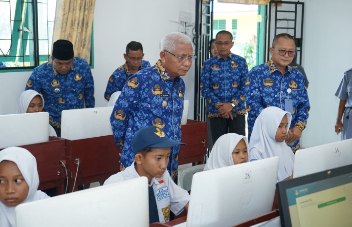 Bupati Asahan Tinjau Pelaksanaan ANBK