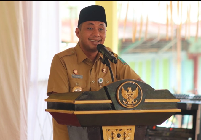 Bupati Paluta Andar Amin Harahap Lantik Pengurus Lembaga Adat dan Budaya Desa Nagasaribu, Ini Harapannya
