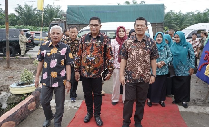 Tim Penilaian dan Pembinaan Kecamatan Terbaik Tingkat Provsu Lakukan Penilaian di Kecamatan Kota Kisaran Timur