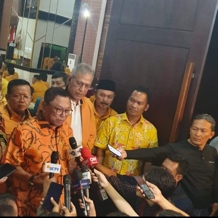 Buka Sekolah Politik Partai Politik Sumatera Selatan, Ketum Hanura OSO : Ayo Bersatu Raih Kemenangan Pileg 2024