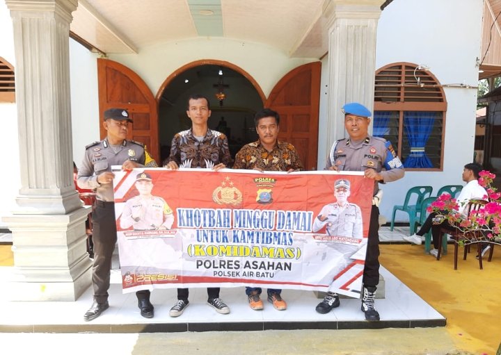 Personil Polsek Air Batu Laksanakan Minggu Kasih di 3 Gereja