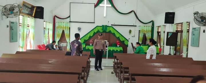 Jaga Situasi Kamtibmas, Personel Polsek Prapat Janji Lakanakan program Khotbah Minggu Kasih