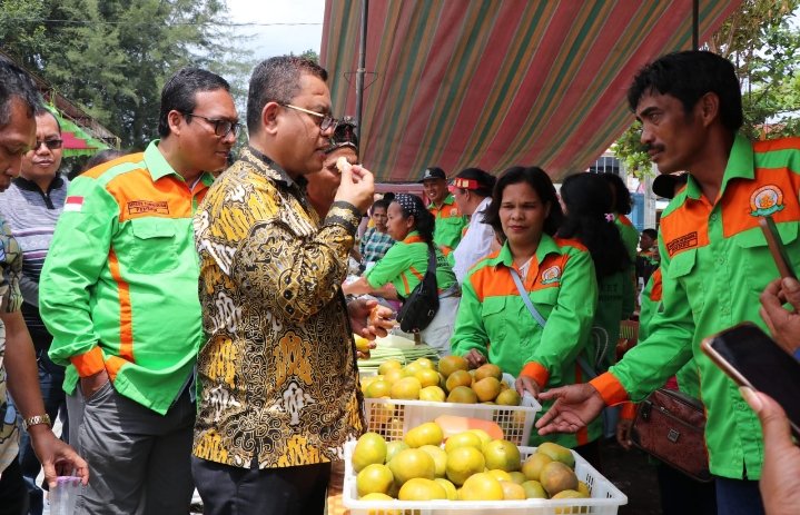 Bupati Toba Sampaikan Ucapan Selamat Kepada Para Petani Pada Hari Tani Nasional Tingkat Kabupaten