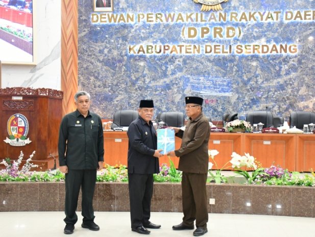 Wabup Beri Penjelasan Rancangan P-APBD Deli Serdang 2023Â 