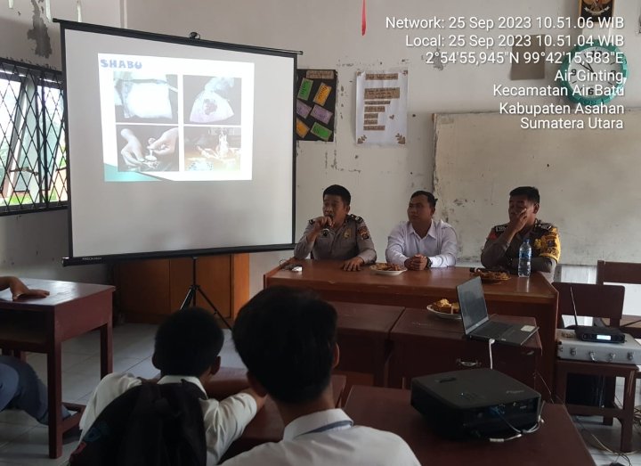 Personil Polsek Air Batu Sosialisas Tentang Bahaya Narkoba
