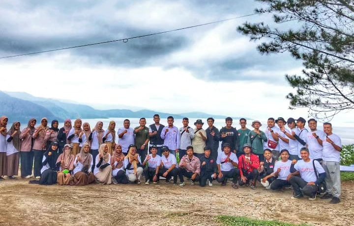 DDV Sumut Gelar Voluntrip di Kabupaten Toba Bersihkan Sampah dan Edukasi Lingkungan