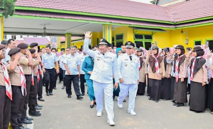 Pelaksanaan Apel Terakhir dan Pelepasan Wali Kota serta Wakil Wali Kota Padangsidimpuan Irsan Efendi Nasution, SH, MM dan Ir. Arwin Siregar, MM