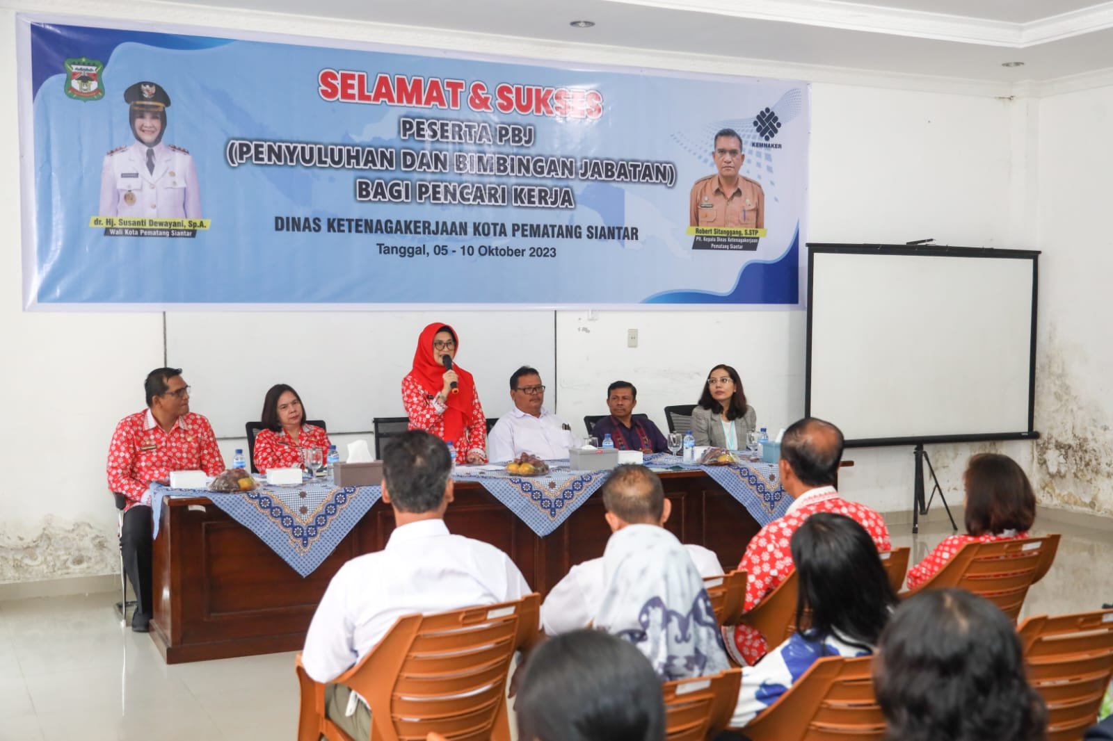 Wali Kota kegiatan Penyuluhan dan Bimbingan Jabatan bagi Pencari Kerja di Kota Pematang Siantar