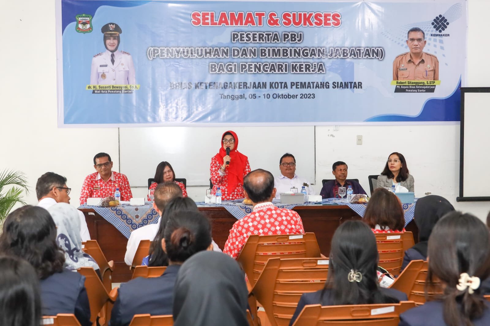 Wali Kota Pematang Siantar dr Susanti Dewayani SpA menghadiri Rapat Koordinasi (Rakor) Pembangunan Jangka Menengah