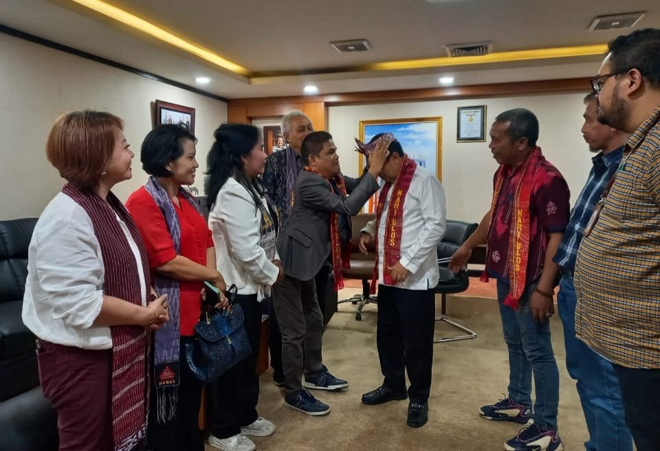 Bank Sumut Dukung Parade Hari Ulos Nasional 1.000 Meter Keliling Danau Toba