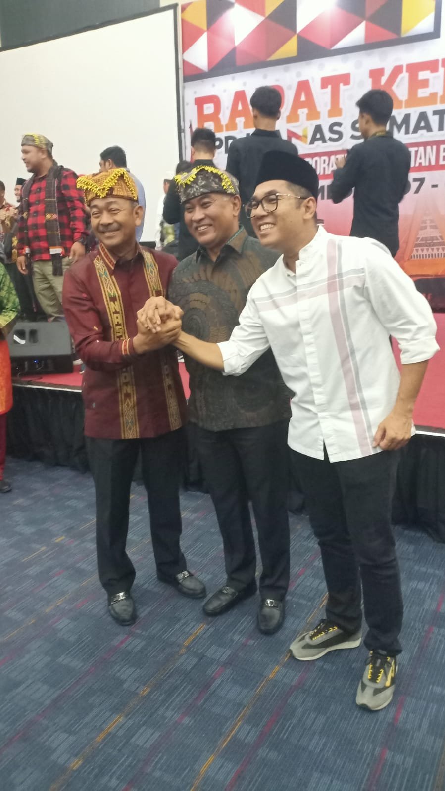 Tiga Bacaleg Senayan Berbeda  Parpol Hadiri Rakerda DPD Ikanas Sumut