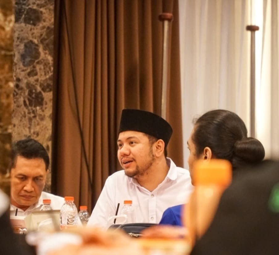 Daffasya Sinik: Keputusan mendukung Gibran sebagai Cawapres Dinilai Mengoptimalisasi Dampak Bonus Demografi di Indonesia.