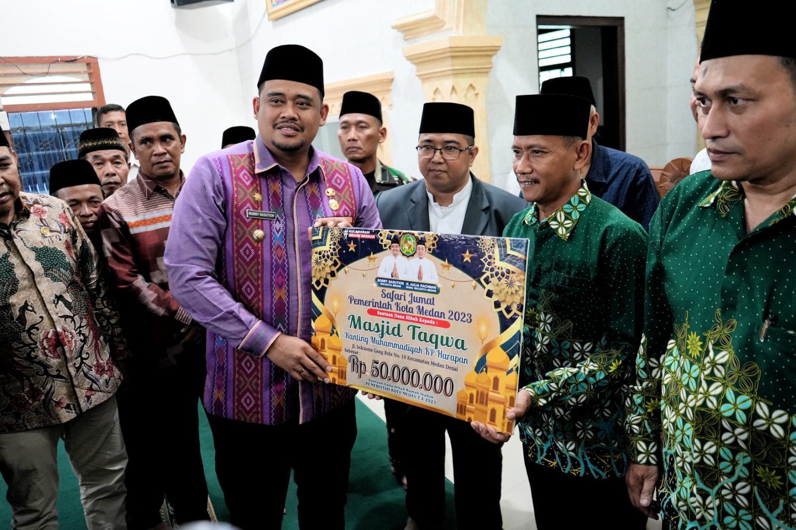 Melalui Program Masjid Mandiri, Bobby Nasution Ingin Masyarakat Disekitar Masjid Tidak Ada Yang Kekurangan