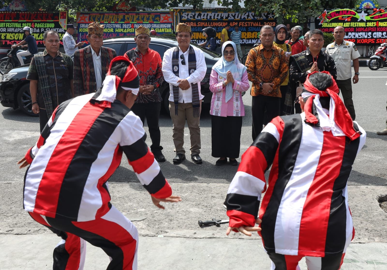 Buka Simalungun Art Festival dan Pagelaran Seni Korps Senior Himapsi, dr Susanti Tegaskan Budaya Simalungun Miliki Nilai-nilai Luhur