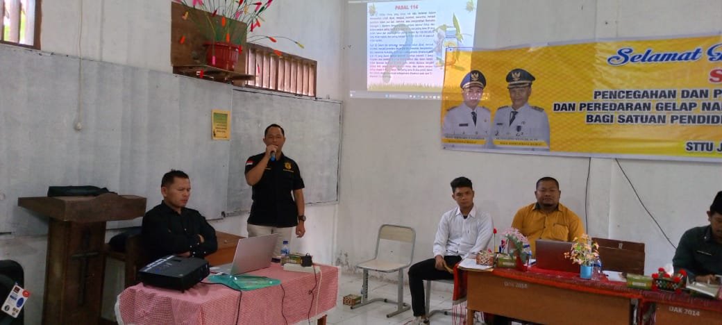 Personil Satuan Narkoba Polres Pakpak Bharat Sosialisasi P4GN