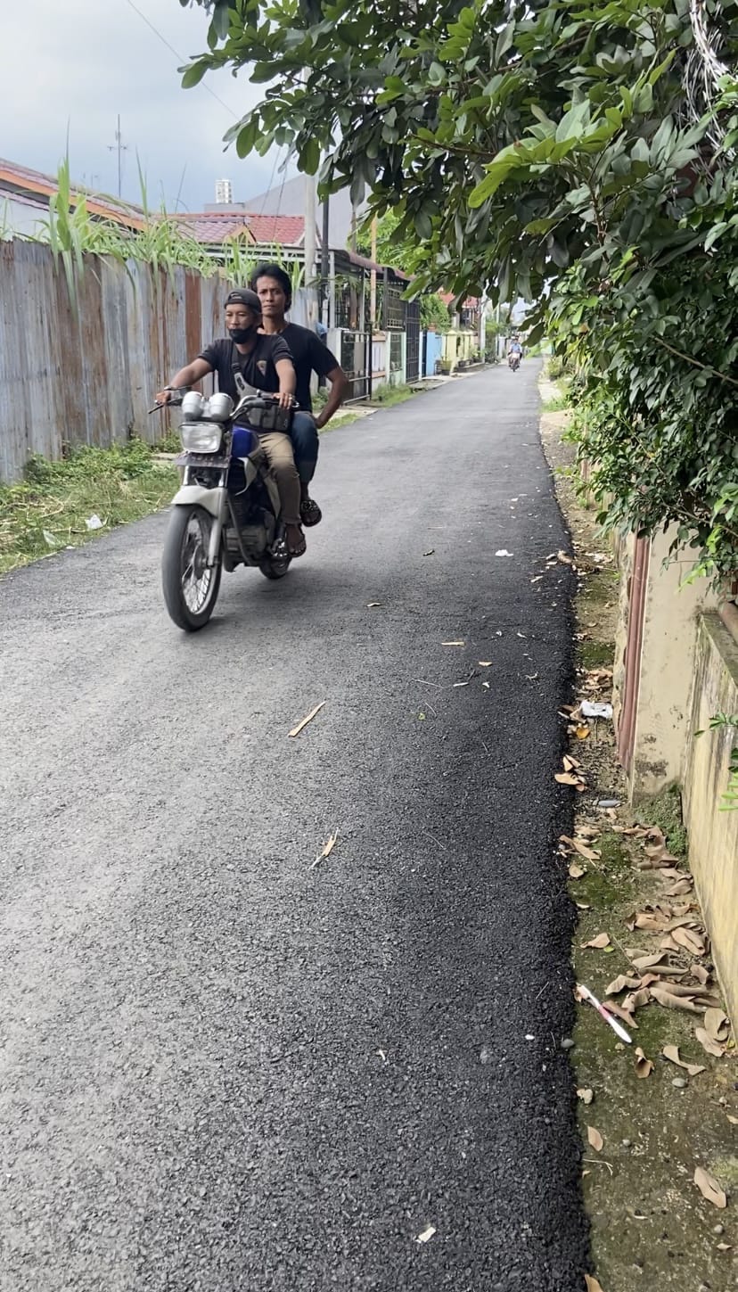 Mantap Pak Bobby, Jalan Kami Sekarang Sudah Mulus