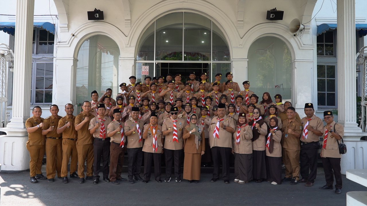 Wali Kota melakukan Pelepasan Kontingen Gerakan Pramuka Cabang Pematang Siantar