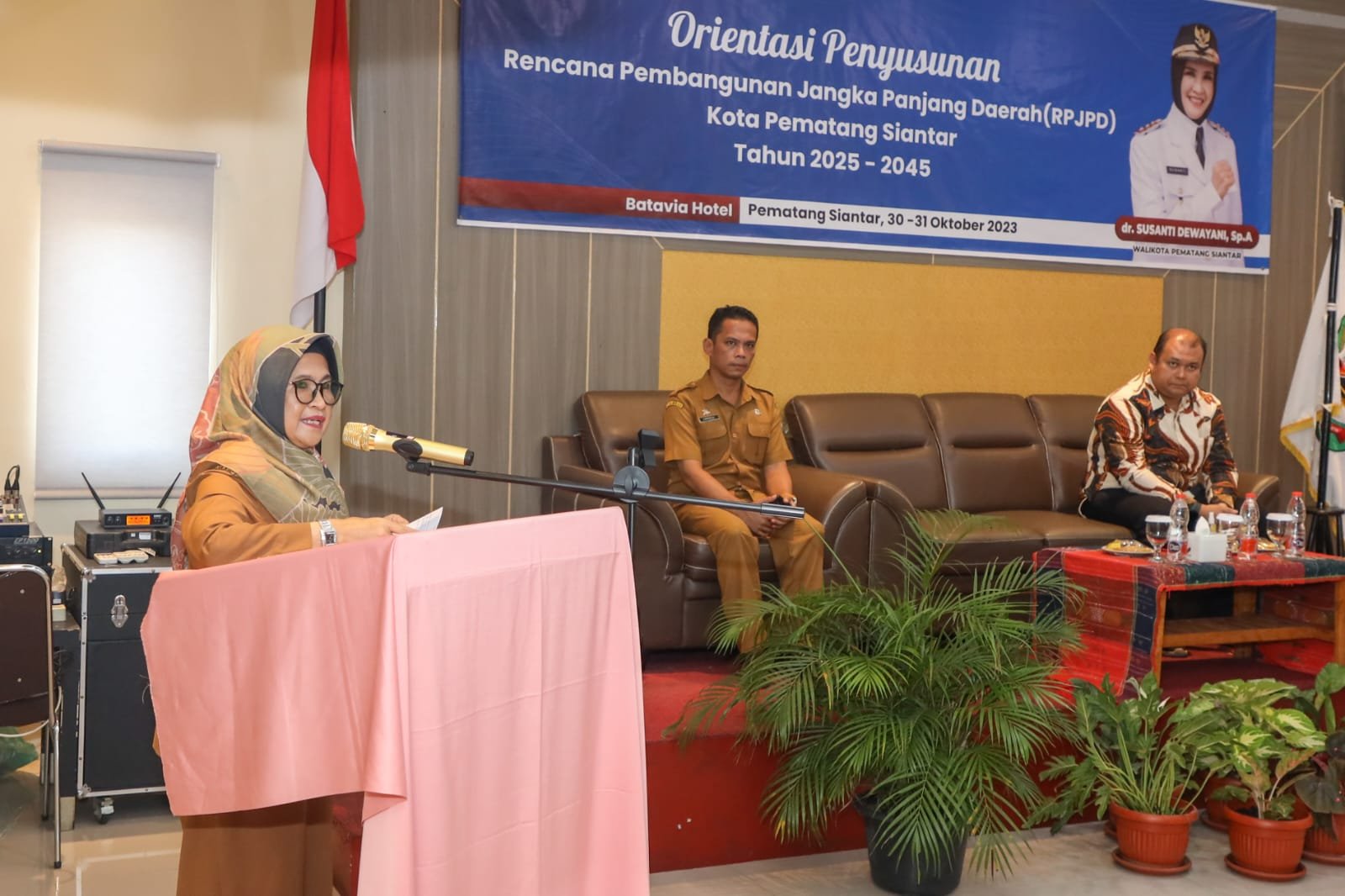 Wali Kota Hadiri Kick Off Meeting dan Orientasi RPJPD Kota Pematang Siantar, Tahun 2025-2045