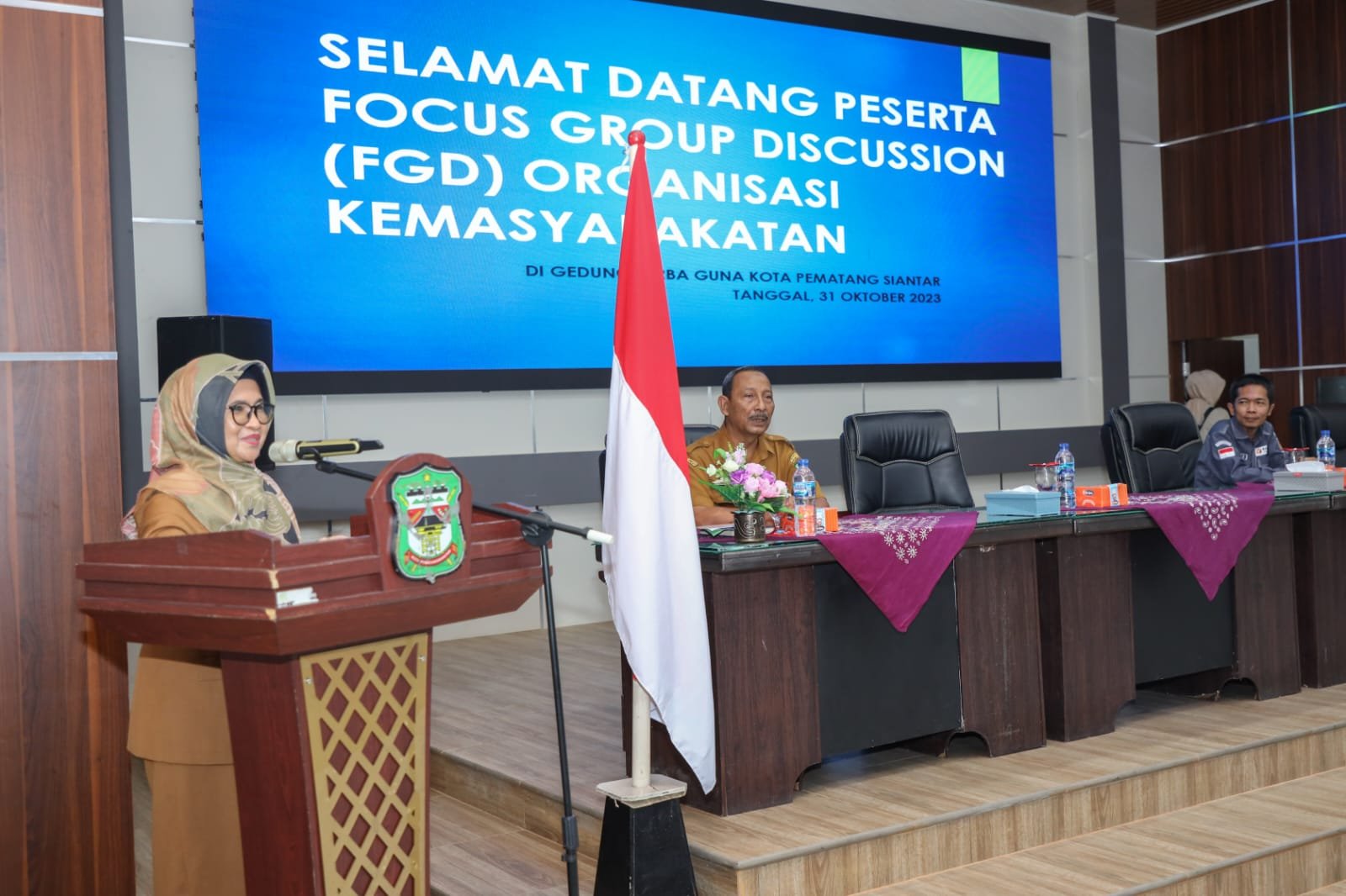 Wali Kota  membuka Forum Group Discussion (FGD) bagi Organisasi Kemasyarakatan Tahun 2023