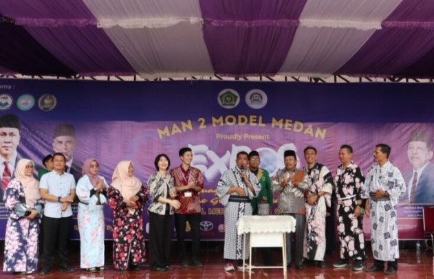 MAN 2 Model Medan Gelar Kompetisi Expo Lima Bahasa, Ini Kata Kepsek Wuri Tamtama Abdi