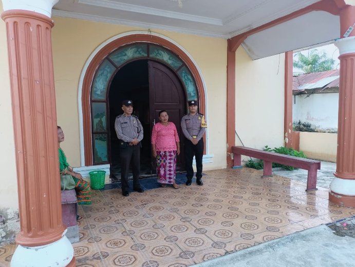 Personel Polsek Sei Kepayang Lakukan Pengamanan di 5 Gereja