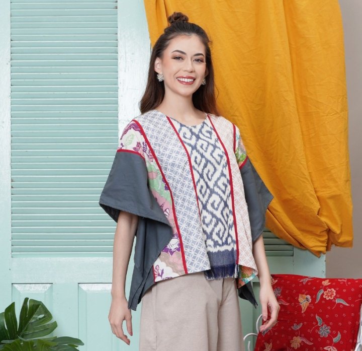 Hari Batik Nasional, Tokopedia Bagi 5 Inspirasi Baju Batik Wanita Modern Rayakan Hari Batik Nasional